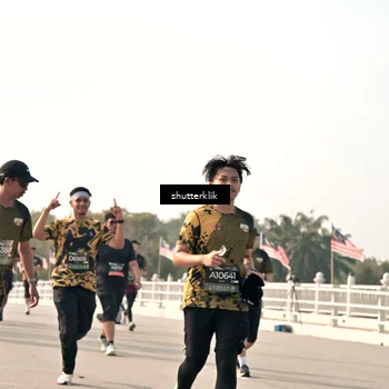 Runner Photo 6483230