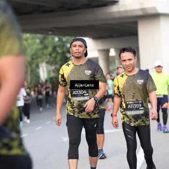 Runner Photo 6483245