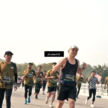 Runner Photo 6483320