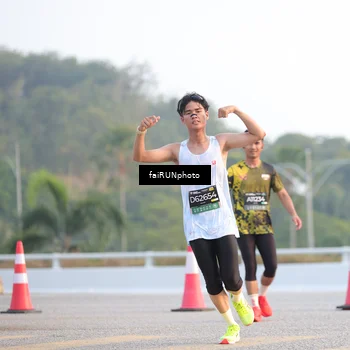 Runner Photo 6483329