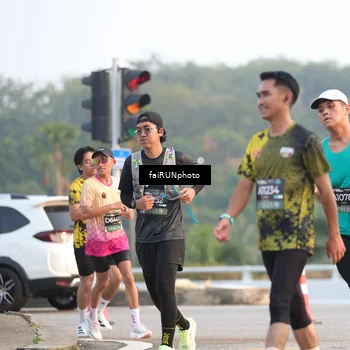 Runner Photo 6483361
