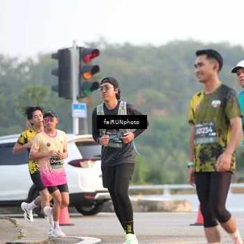 Runner Photo 6483362