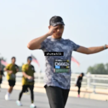 Runner Photo 6483381