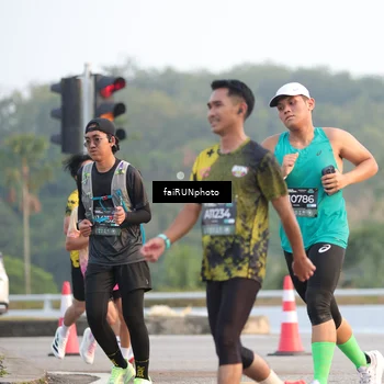 Runner Photo 6483394