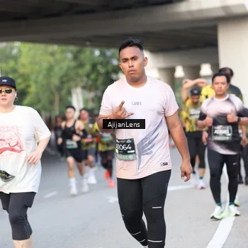 Runner Photo 6483404