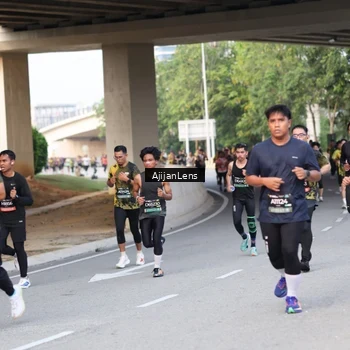 Runner Photo 6483406