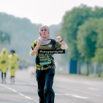 Runner Photo 6483416