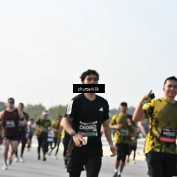Runner Photo 6483425