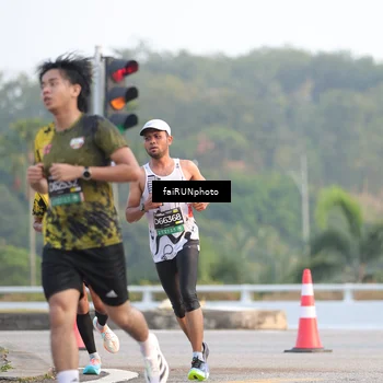 Runner Photo 6483437