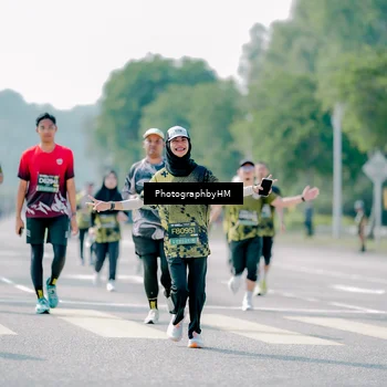 Runner Photo 6483440