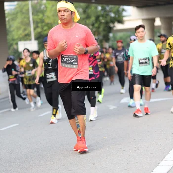 Runner Photo 6483460