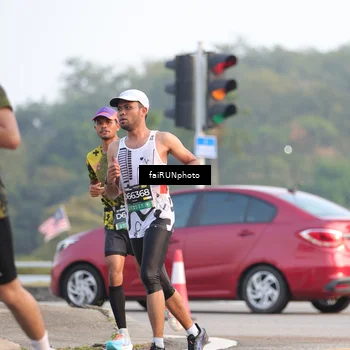 Runner Photo 6483464