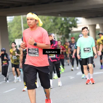 Runner Photo 6483478