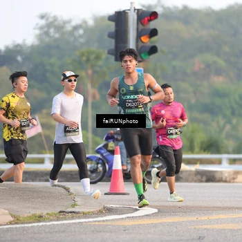 Runner Photo 6483526