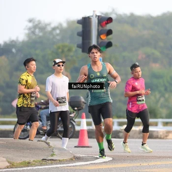 Runner Photo 6483528