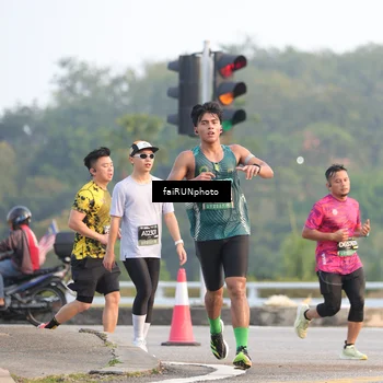 Runner Photo 6483530