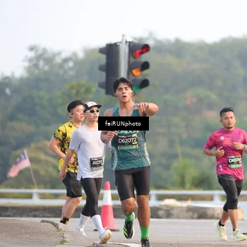 Runner Photo 6483531