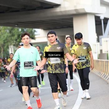 Runner Photo 6483540