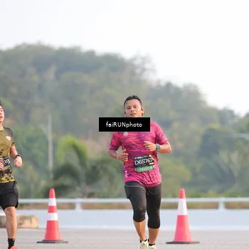 Runner Photo 6483567