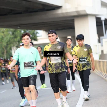 Runner Photo 6483575