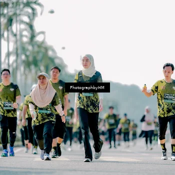 Runner Photo 6483636