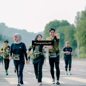 Runner Photo 6483656