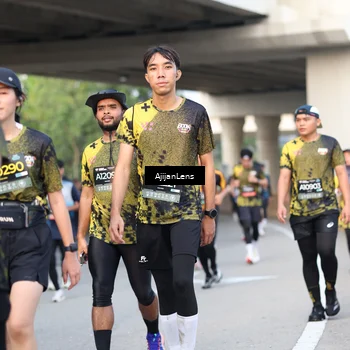 Runner Photo 6483664
