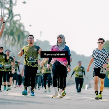 Runner Photo 6483690