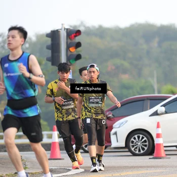 Runner Photo 6483705