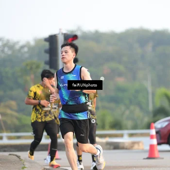 Runner Photo 6483708