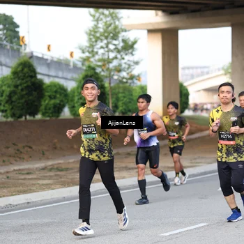 Runner Photo 6483712