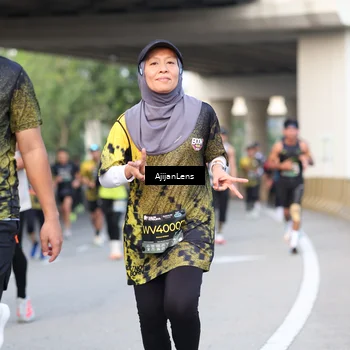 Runner Photo 6483746