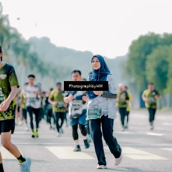 Runner Photo 6483754