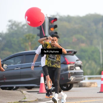 Runner Photo 6483793