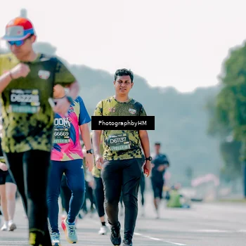 Runner Photo 6483830