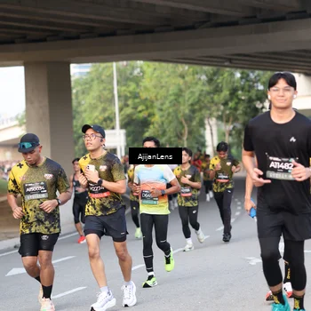 Runner Photo 6483848