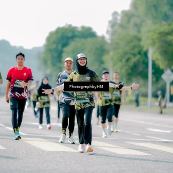 Runner Photo 6483873