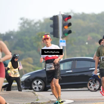 Runner Photo 6483876
