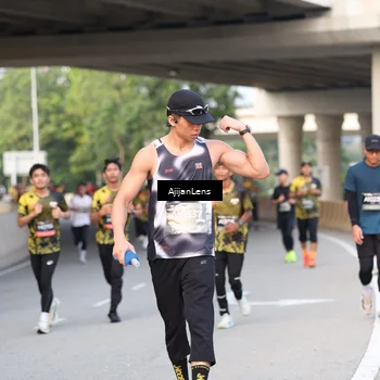 Runner Photo 6483904