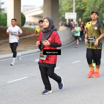 Runner Photo 6483945