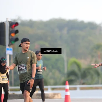 Runner Photo 6483953