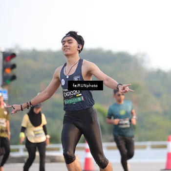 Runner Photo 6483994