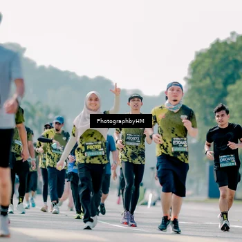 Runner Photo 6484013