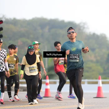 Runner Photo 6484032