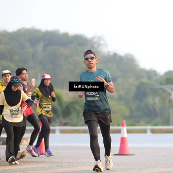 Runner Photo 6484037