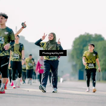 Runner Photo 6484038