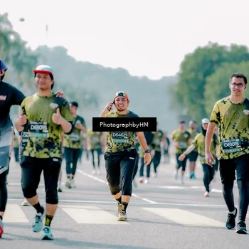 Runner Photo 6484100