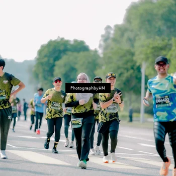 Runner Photo 6484110