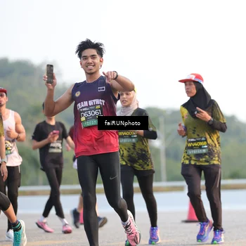 Runner Photo 6484122