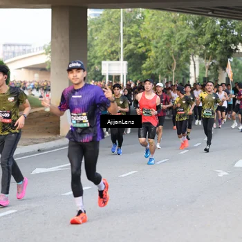 Runner Photo 6484143